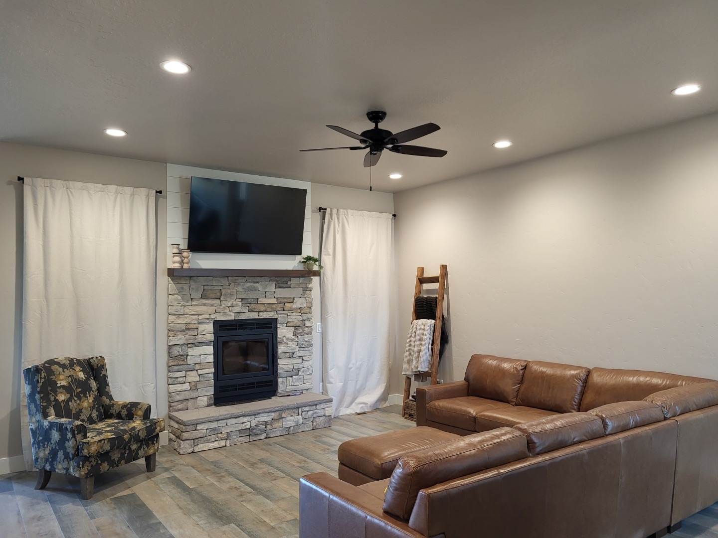 General Contractor vs Electrician: When You Need Both