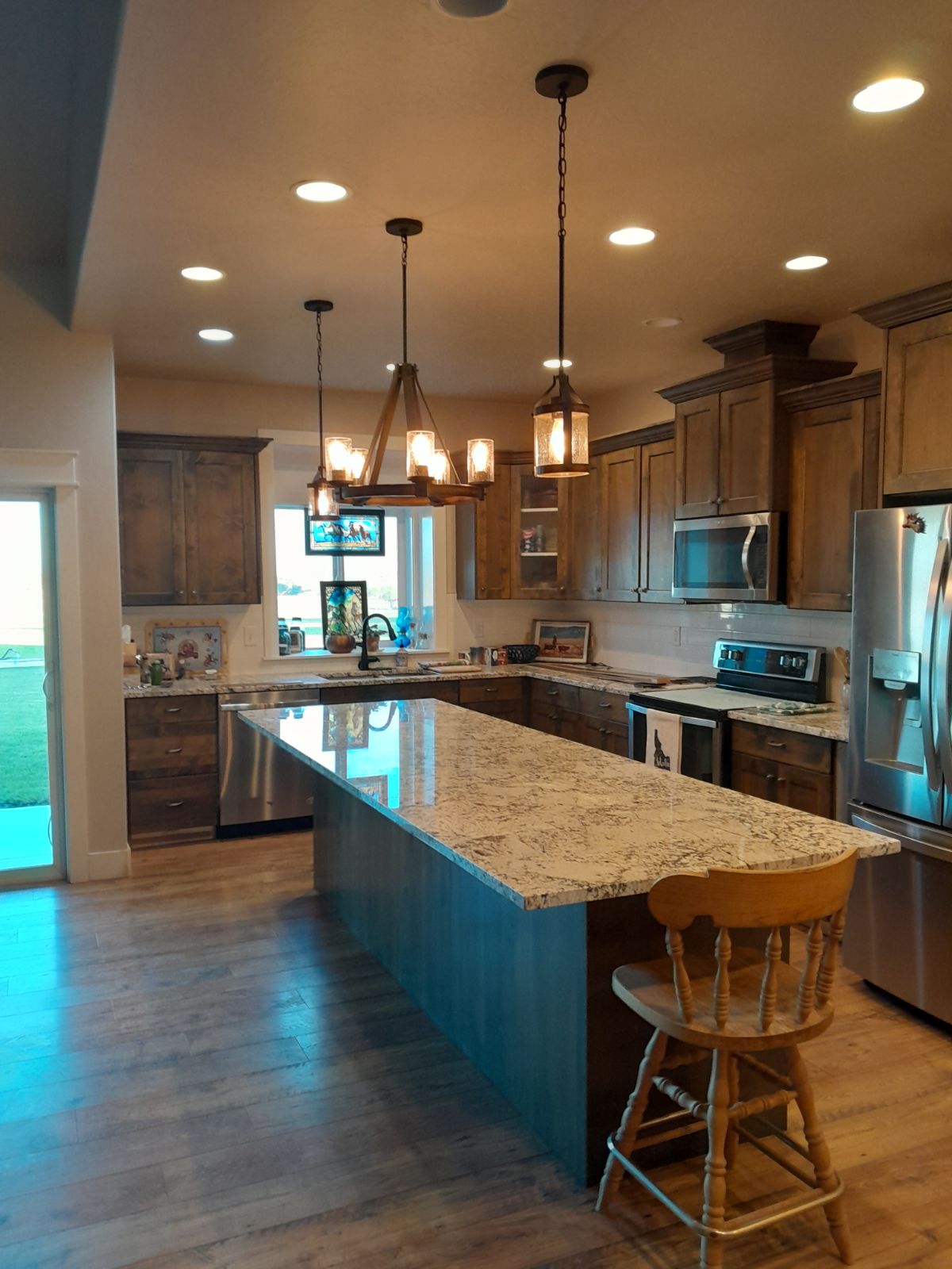 I recently renovated kitchen with wiring done by Dixie Rock Electric of Nampa. 